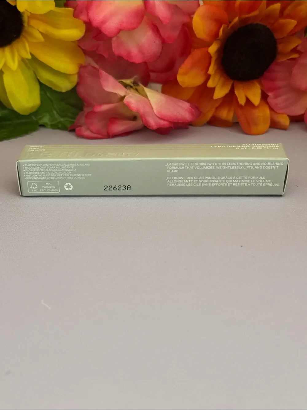 r.e.m. beauty Flourishing Lengthening Mascara — midnight black